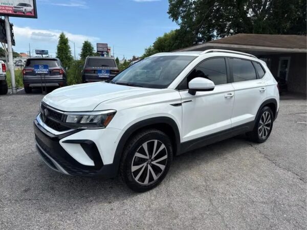 2023 Volkswagen Taos SE