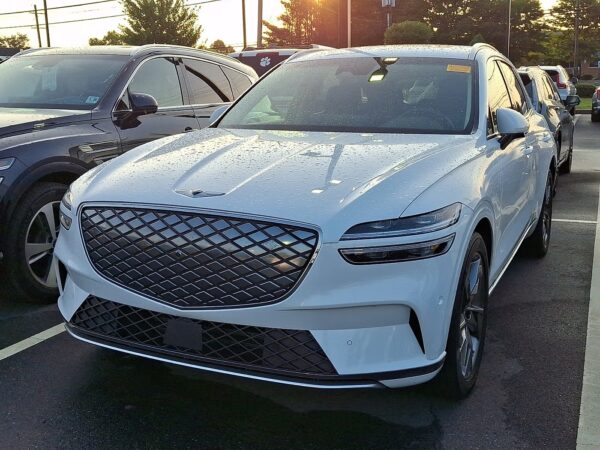 2025 Genesis Electrified GV70 Advanced