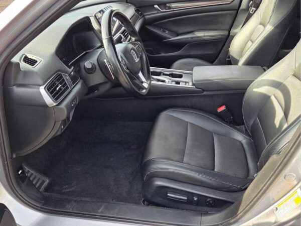 imgi_364_010_2026053010 2022 Honda Accord Sport