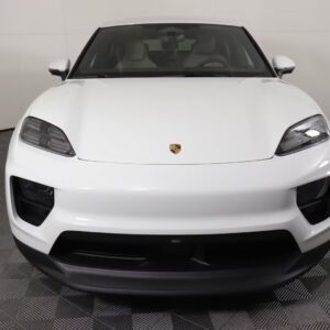 2025 Porsche Macan 4S Electric