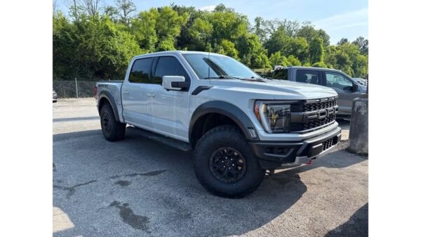 imgi_59_006_2026062806 2023 Ford F-150 Raptor