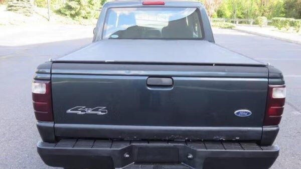 2005 Ford Ranger 2dr Supercab 126" WB XLT 4WD Used · 141,883 mi  PRICE : 00