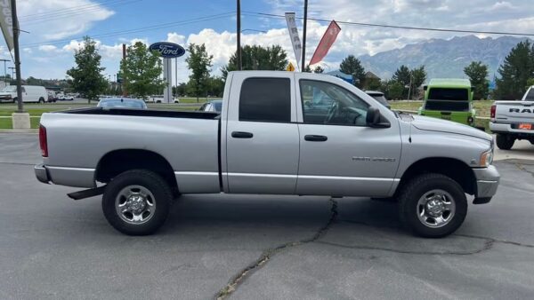 IMG_9926 2004 Dodge Ram 2500 SLT Quad Cab Regular Bed 4WD Used · 251,916 mi 00