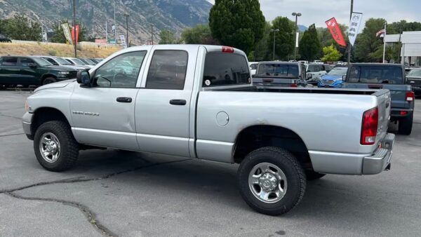 IMG_9928 2004 Dodge Ram 2500 SLT Quad Cab Regular Bed 4WD Used · 251,916 mi 00