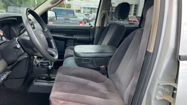 IMG_9940 2004 Dodge Ram 2500 SLT Quad Cab Regular Bed 4WD Used · 251,916 mi 00