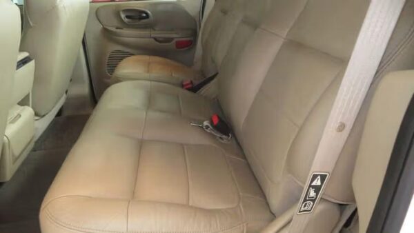 WhatsApp Image 2026-09-02 at 8.55.00 PM (2) 2001 Ford F-150 XLT Crew Cab 5.5' Box 4WD Used · 178,710 mi $ 5000