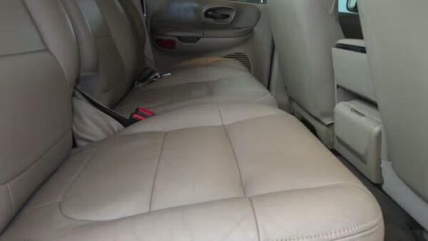 WhatsApp Image 2026-09-02 at 8.55.01 PM (1) 2001 Ford F-150 XLT Crew Cab 5.5' Box 4WD Used · 178,710 mi $ 5000