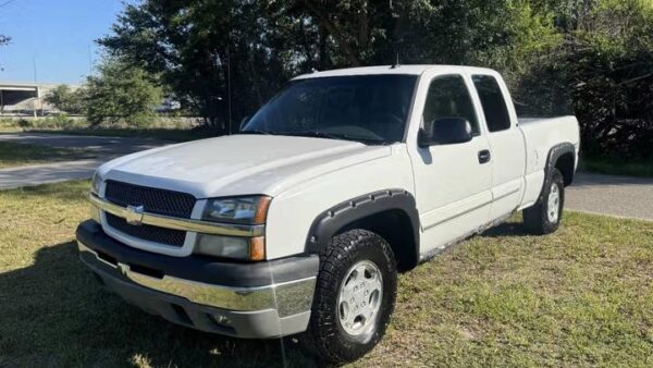 WhatsApp Image 2026-09-02 at 8.59.04 PM 2003 Chevrolet Silverado 1500 LS Extended Cab Standard Box 4WD Automatic Used · 89,920 mi 00