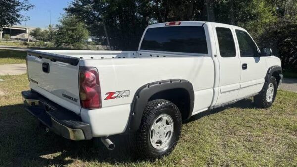 WhatsApp Image 2026-09-02 at 8.59.07 PM (1) 2003 Chevrolet Silverado 1500 LS Extended Cab Standard Box 4WD Automatic Used · 89,920 mi 00