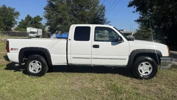 WhatsApp Image 2026-09-02 at 8.59.07 PM (2) 2003 Chevrolet Silverado 1500 LS Extended Cab Standard Box 4WD Automatic Used · 89,920 mi 00