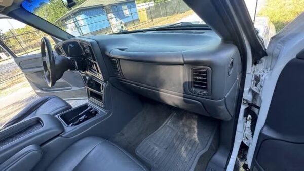 WhatsApp Image 2026-09-02 at 8.59.08 PM (2) 2003 Chevrolet Silverado 1500 LS Extended Cab Standard Box 4WD Automatic Used · 89,920 mi 00