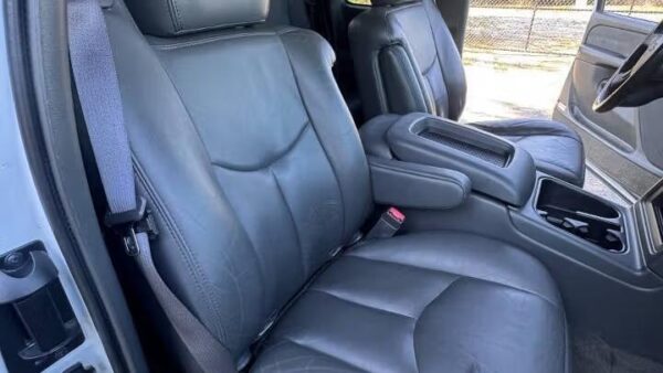 WhatsApp Image 2026-09-02 at 8.59.10 PM (1) 2003 Chevrolet Silverado 1500 LS Extended Cab Standard Box 4WD Automatic Used · 89,920 mi 00