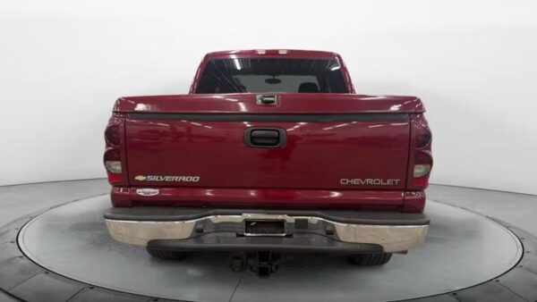 WhatsApp Image 2026-09-02 at 9.05.07 PM 2004 Chevrolet Silverado 1500 Z71 Crew Cab Short Box 4WD Used · 223,226 mi $ 6000