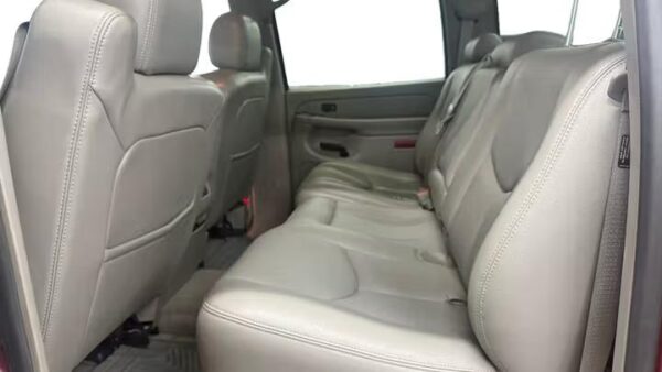 WhatsApp Image 2026-09-02 at 9.05.08 PM (1) 2004 Chevrolet Silverado 1500 Z71 Crew Cab Short Box 4WD Used · 223,226 mi $ 6000