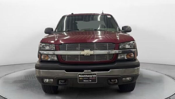 WhatsApp Image 2026-09-02 at 9.05.08 PM 2004 Chevrolet Silverado 1500 Z71 Crew Cab Short Box 4WD Used · 223,226 mi $ 6000