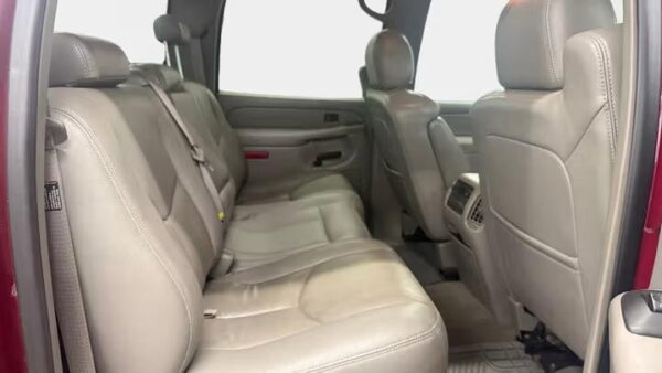 WhatsApp Image 2026-09-02 at 9.05.09 PM (1) 2004 Chevrolet Silverado 1500 Z71 Crew Cab Short Box 4WD Used · 223,226 mi $ 6000