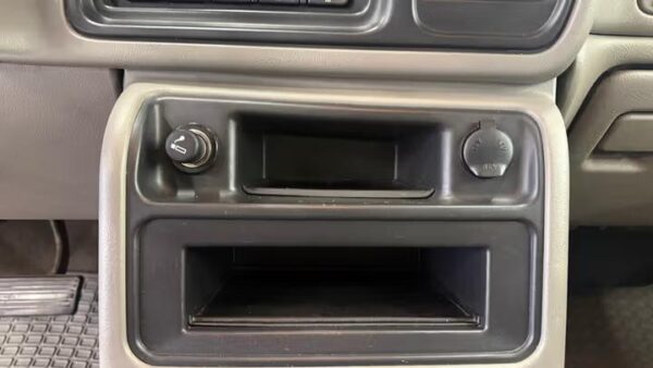 WhatsApp Image 2026-09-02 at 9.05.12 PM 2004 Chevrolet Silverado 1500 Z71 Crew Cab Short Box 4WD Used · 223,226 mi $ 6000