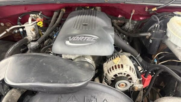 WhatsApp Image 2026-09-02 at 9.05.14 PM (1) 2004 Chevrolet Silverado 1500 Z71 Crew Cab Short Box 4WD Used · 223,226 mi $ 6000