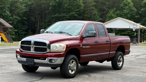 WhatsApp Image 2026-09-08 at 2.55.16 PM (1) 2006 Dodge Ram 3500 SLT Quad Cab Regular Bed 4WD SRW Used · 114,131 mi 00