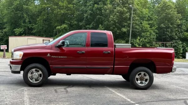 WhatsApp Image 2026-09-08 at 2.55.16 PM 2006 Dodge Ram 3500 SLT Quad Cab Regular Bed 4WD SRW Used · 114,131 mi 00