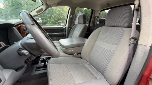 WhatsApp Image 2026-09-08 at 2.55.17 PM 2006 Dodge Ram 3500 SLT Quad Cab Regular Bed 4WD SRW Used · 114,131 mi 00